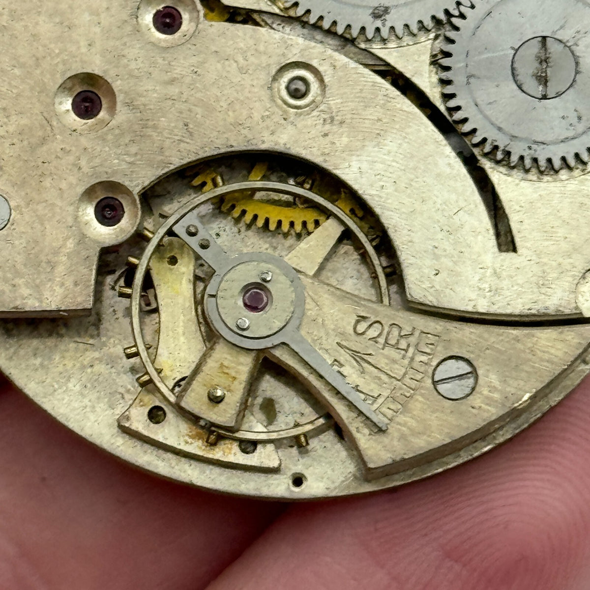 10 Jewels Pocket Watch Movement Unidentified Vintage Parts Repair 41.4mm