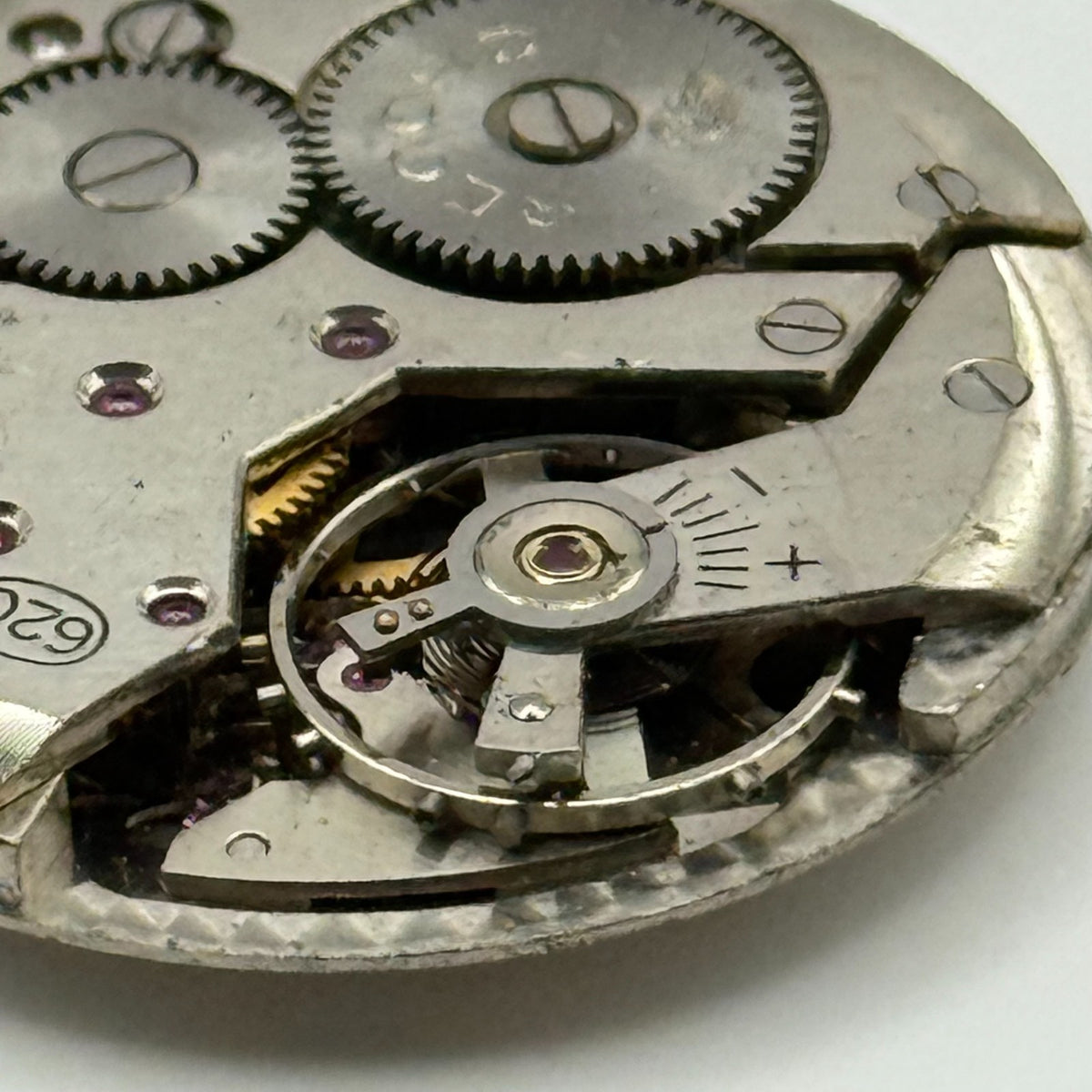 Record 620 Watch Movement - Running - For Parts / Repair - 26.5mm