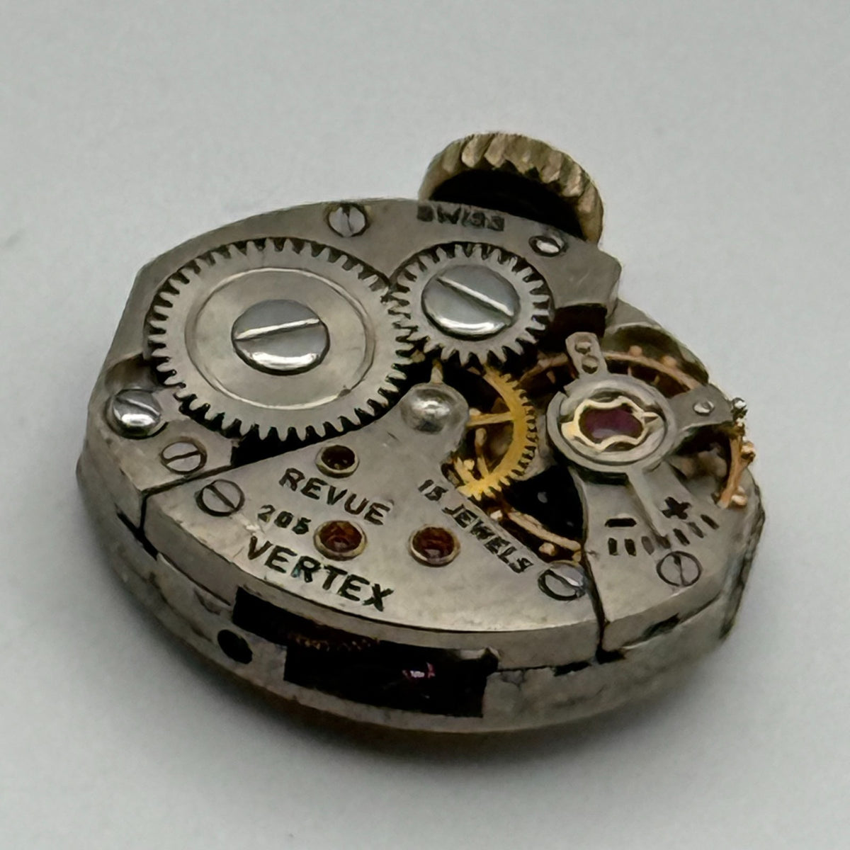 Vertex Revue 205 Watch Movement - Ladies 15 Jewels 15.4m - For Parts / Repair