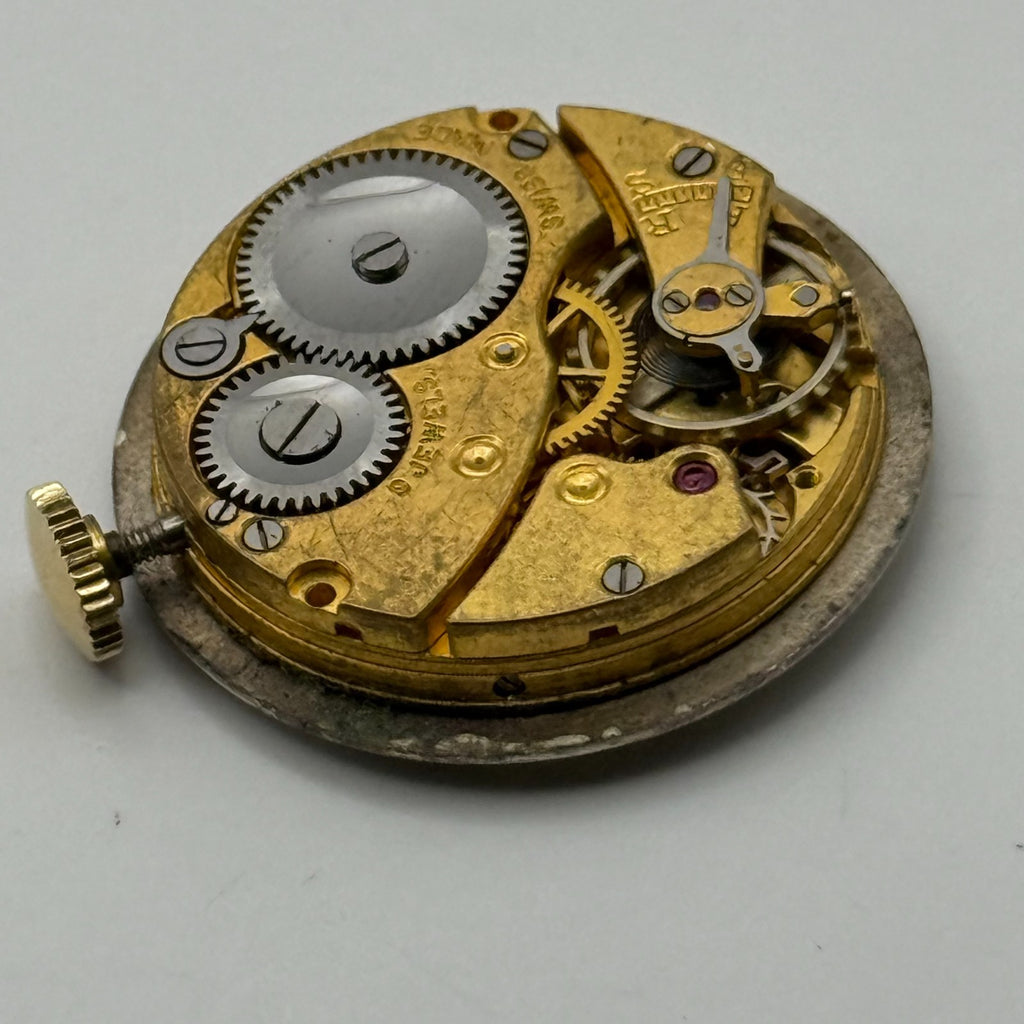 Unidentified Watch Movement Running 9 Jewels Swiss Manual Wind Parts 22.9mm