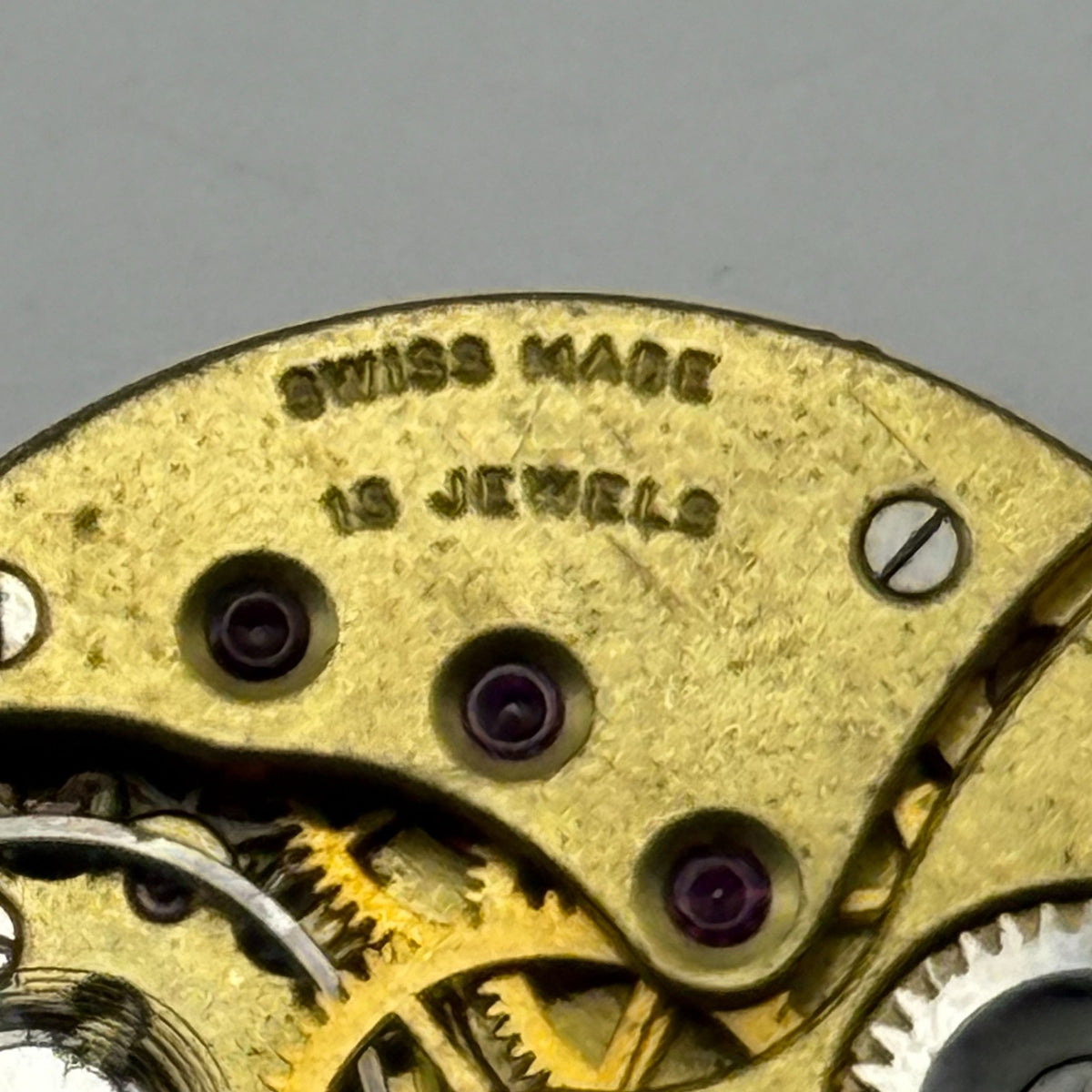Unidentified Watch Movement Running 15 Jewels Swiss Manual Wind Parts 24.9mm