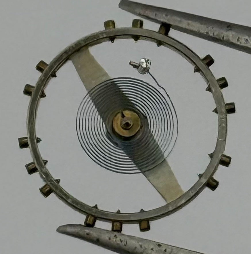 Peseux 320 330 Balance Wheel Complete And Spring 454 M Watch Movement Parts NOS