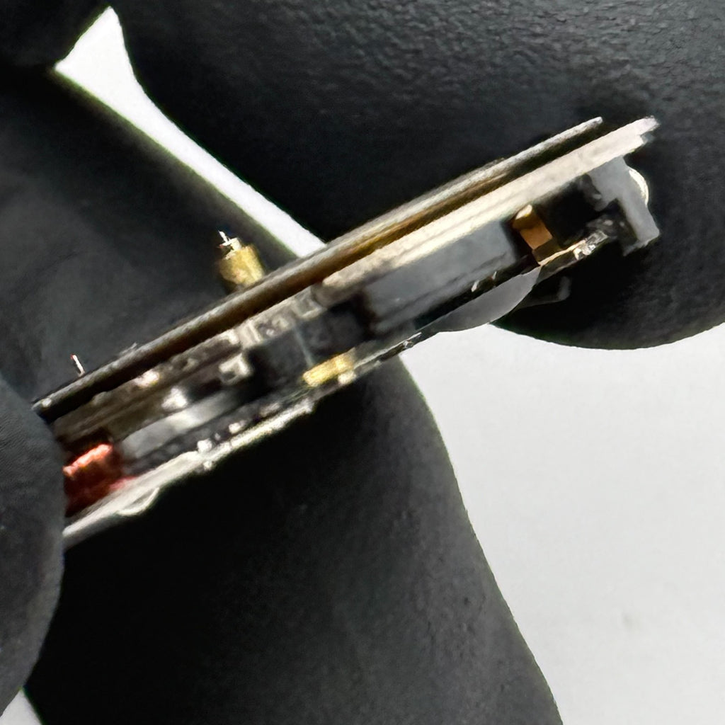 ISA 8172 Watch Movement Quartz Date 3 Jewels Swiss Vintage Parts Repair 26.1mm