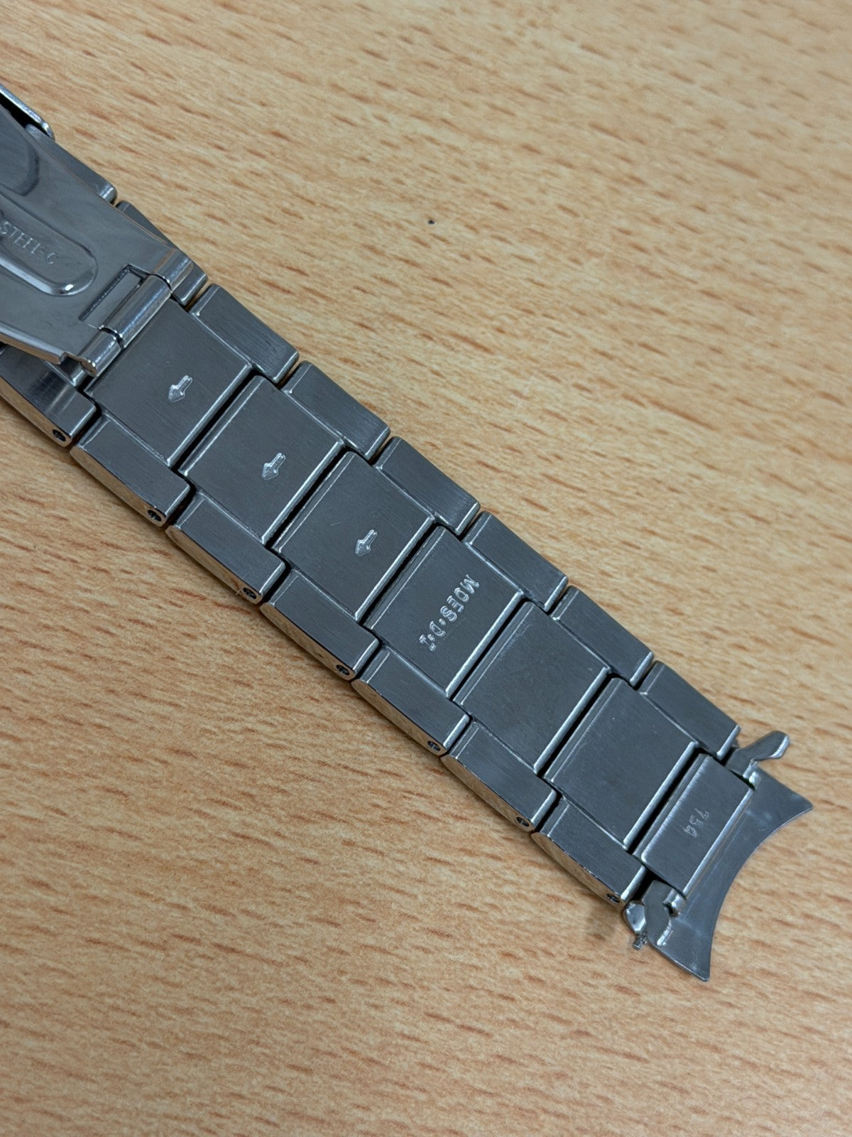 Seiko M0ES-D-I Bracelet - 754 - For 5M62 Kinetic - 20mm Ends - Stainless Steel