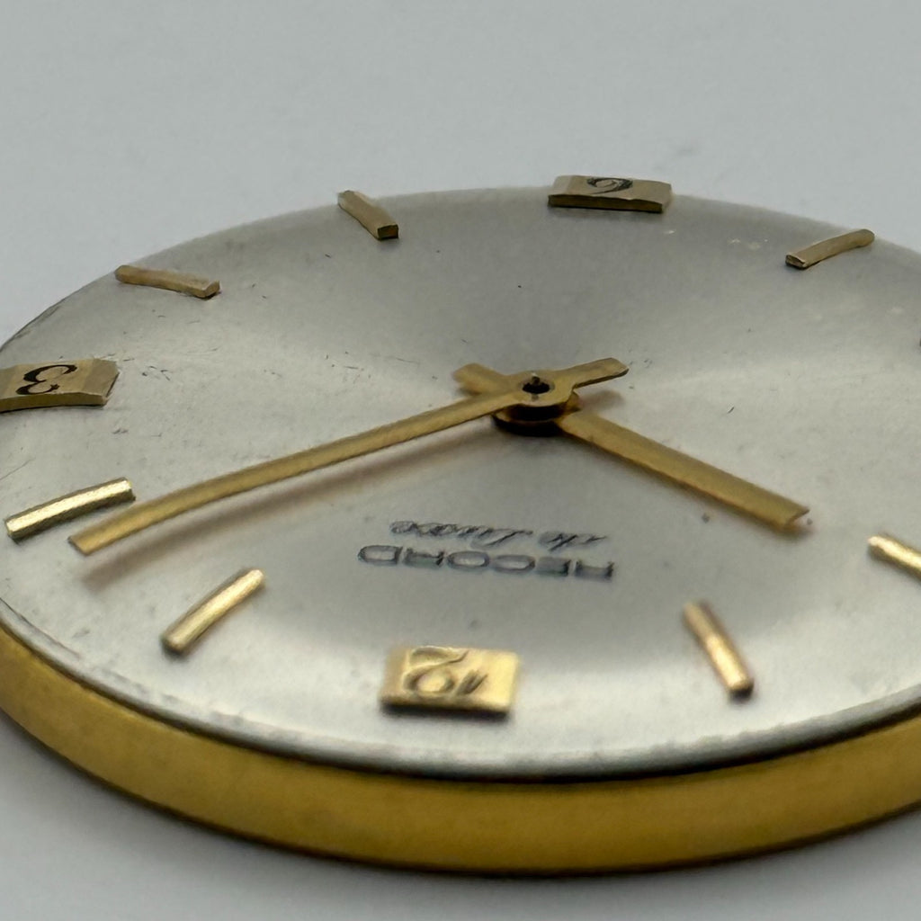 Record 650 Watch Movement - De Luxe 17 Jewels - For Parts / Repair - 29.7mm