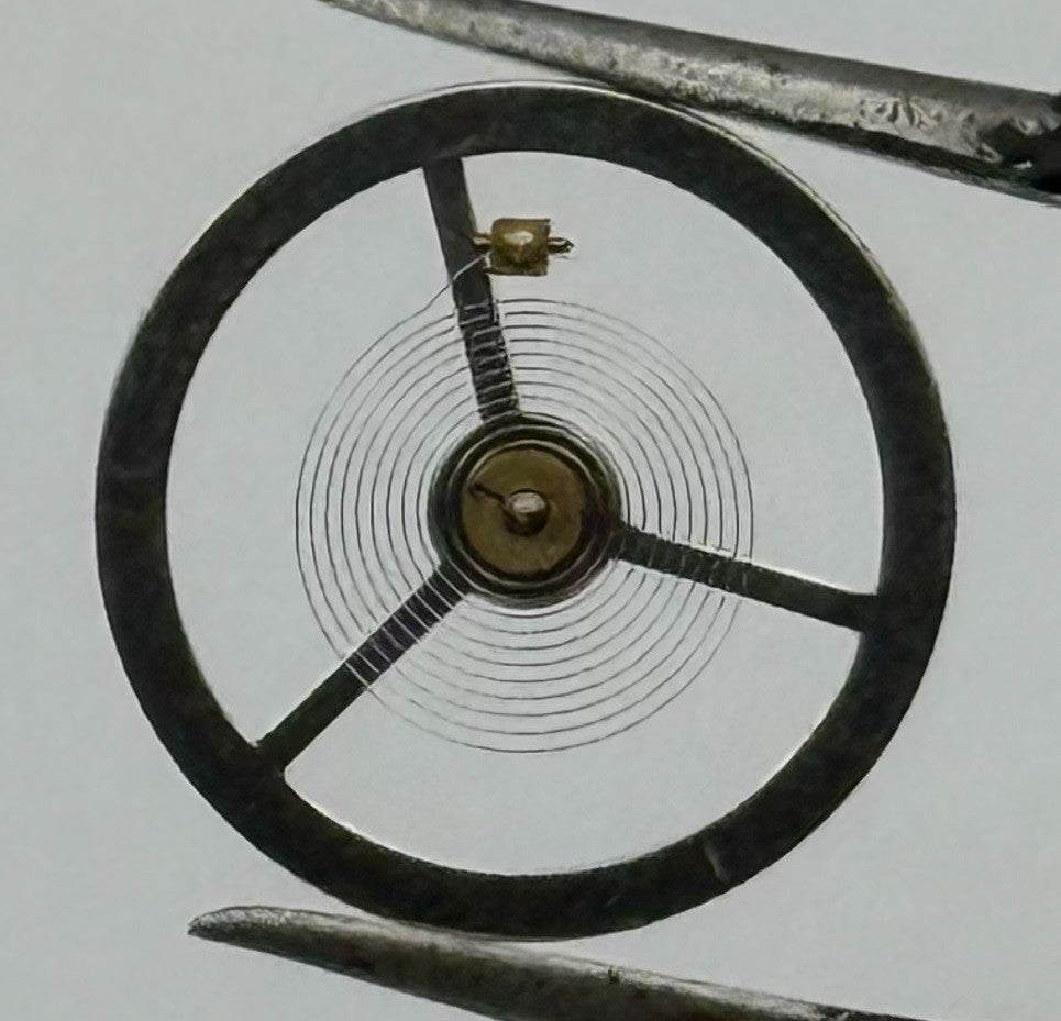 Brac 500 a dgt. Balance Wheel Complete And Spring 1636 Watch Movement Parts NOS