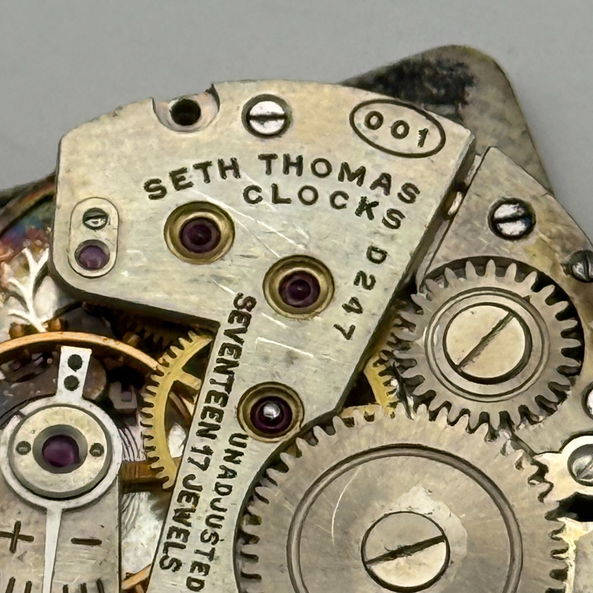 Seth Thomas 001 Watch Movement D247 Running RARE Manual Wind Parts 23.6mm