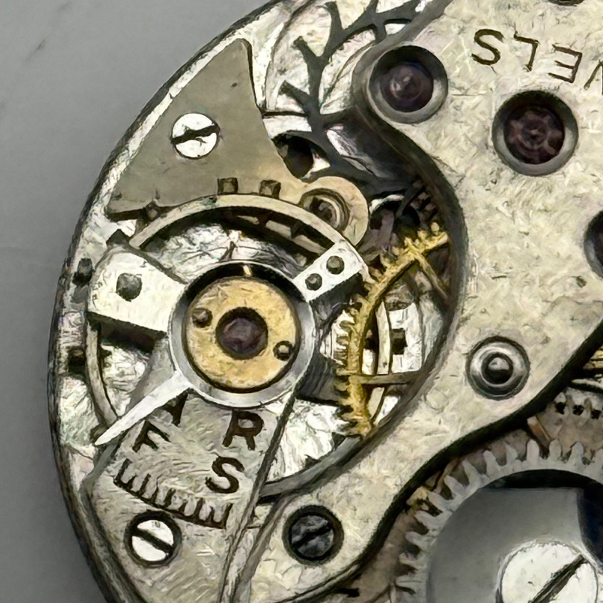 Unidentified Watch Movement 15 Jewels Swiss Manual Wind Parts Repair 19.7mm