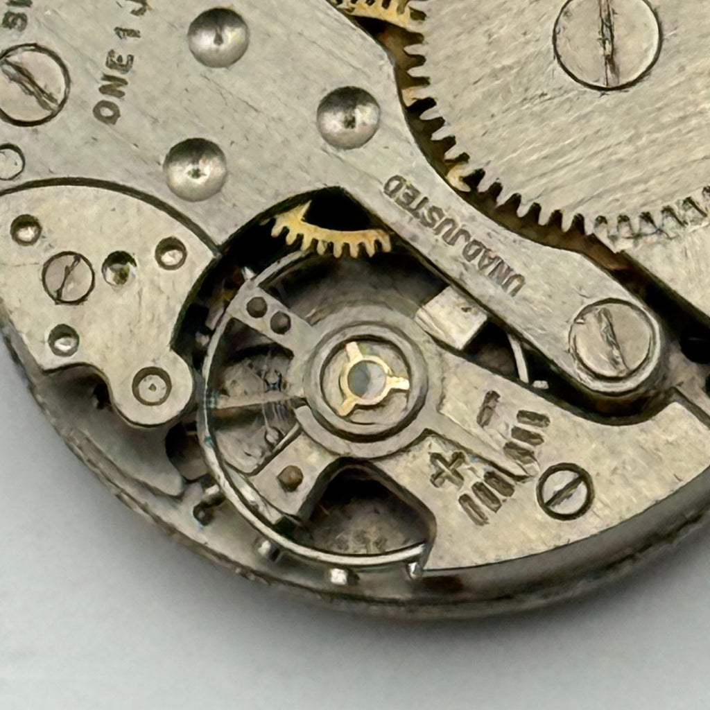 EB Bettlach 1431N Watch Movement Davar 1 Jewel Swiss Rare Parts Repair 19.7mm