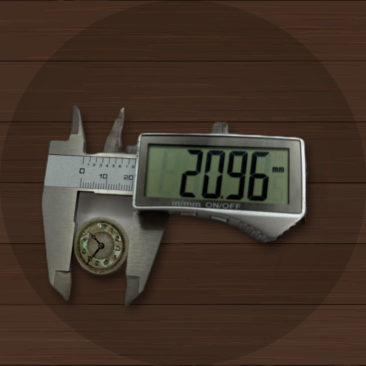 Terminus Watch Movement - For Parts / Repair - 21.9mm