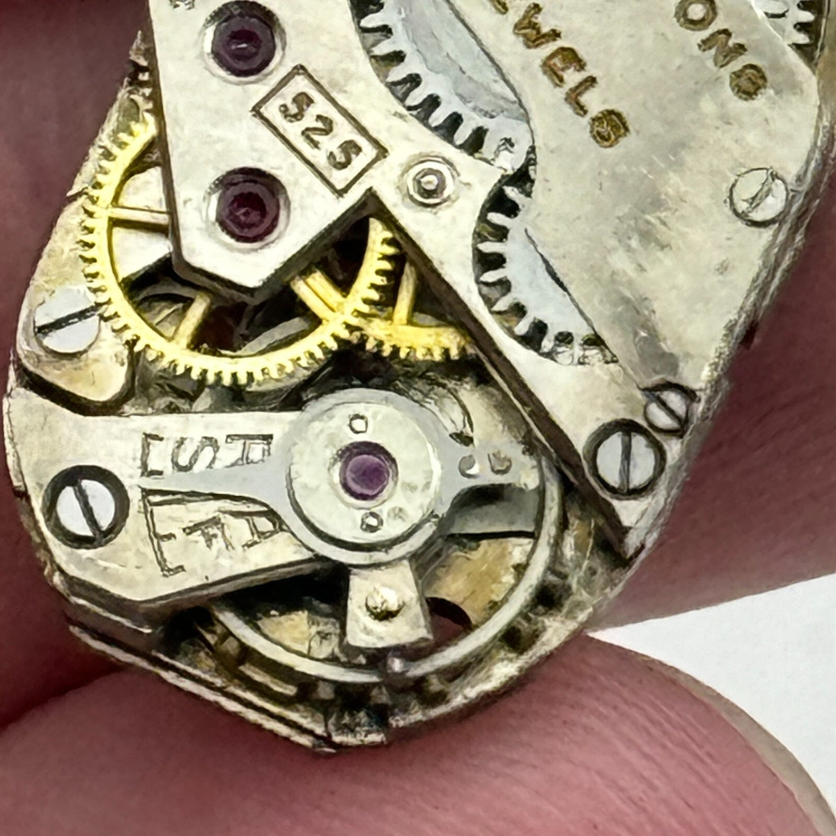 FHF 80 Watch Movement Bravingtons 525 Ladies Manual Wind  Swiss Parts 12.8mm 