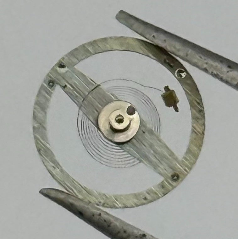 RL 8013 Balance Wheel Complete And Spring 8¾’’’ Renata 1458 Watch Movement Parts