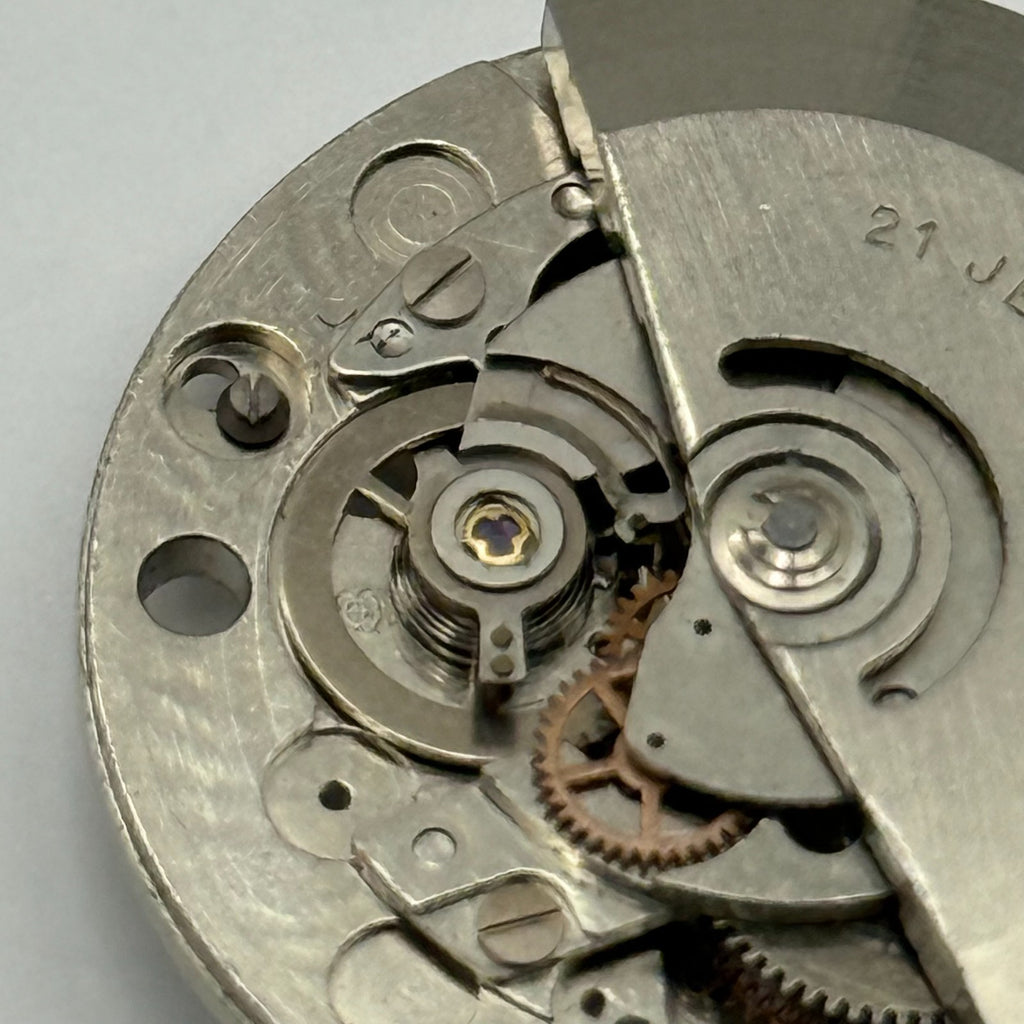 EB 8135 Watch Movement - 21 Jewels Automatic For - For Parts / Repair - 25.9mm