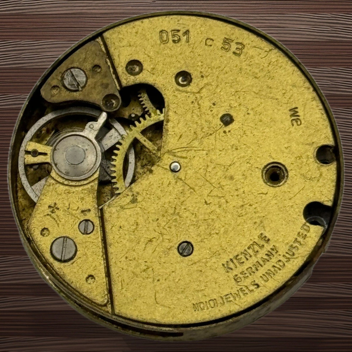 Kienzle 051 C53 Watch Movement - Markant German - For Parts / Repair - 27.3mm