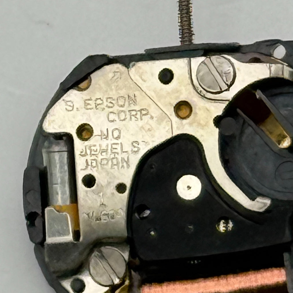 Hattori Epson YL60A Watch Movement Quartz Japan Untested Parts Repair 10.7mm