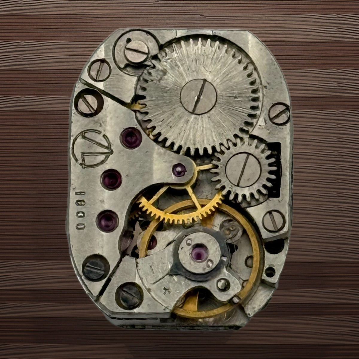 Zaria Luch 1800 Watch Movement - Soviet USSR Ladies - For Parts / Repair - 14mm