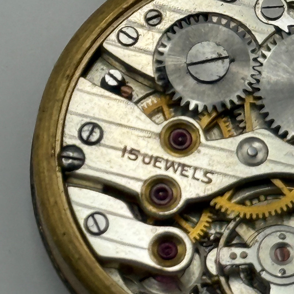Kurth 180 Watch Movement - 15 Jewels - Running - For Parts / Repair - 22.6mm