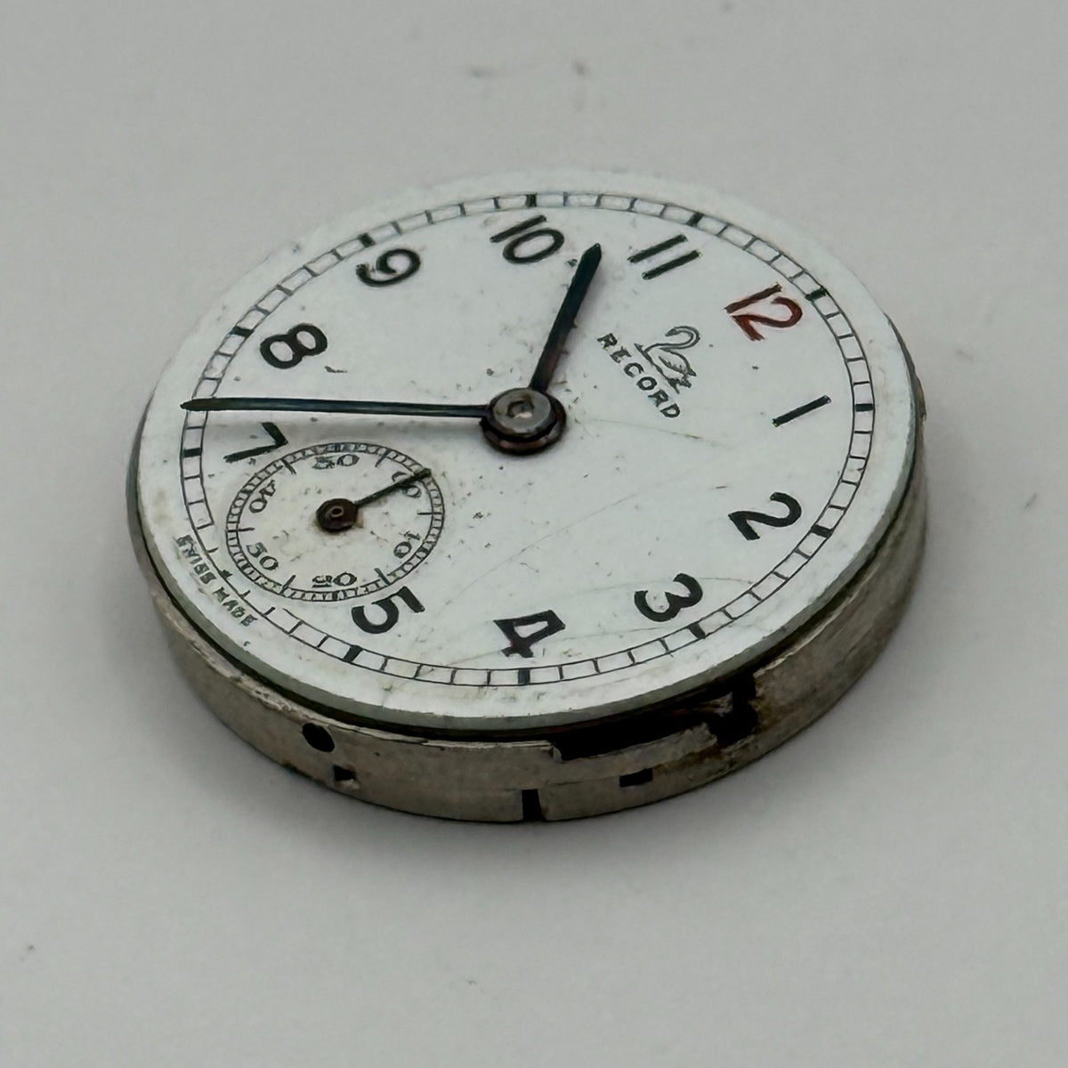 Record 160 Watch Movement - Sub Seconds 15 Jewels - For Parts / Repair - 21.9mm