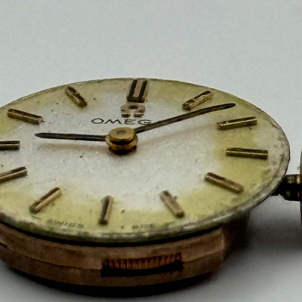 Omega 485 Watch Movement - Ladies 17 Jewels - For Parts / Repair - 12.2mm