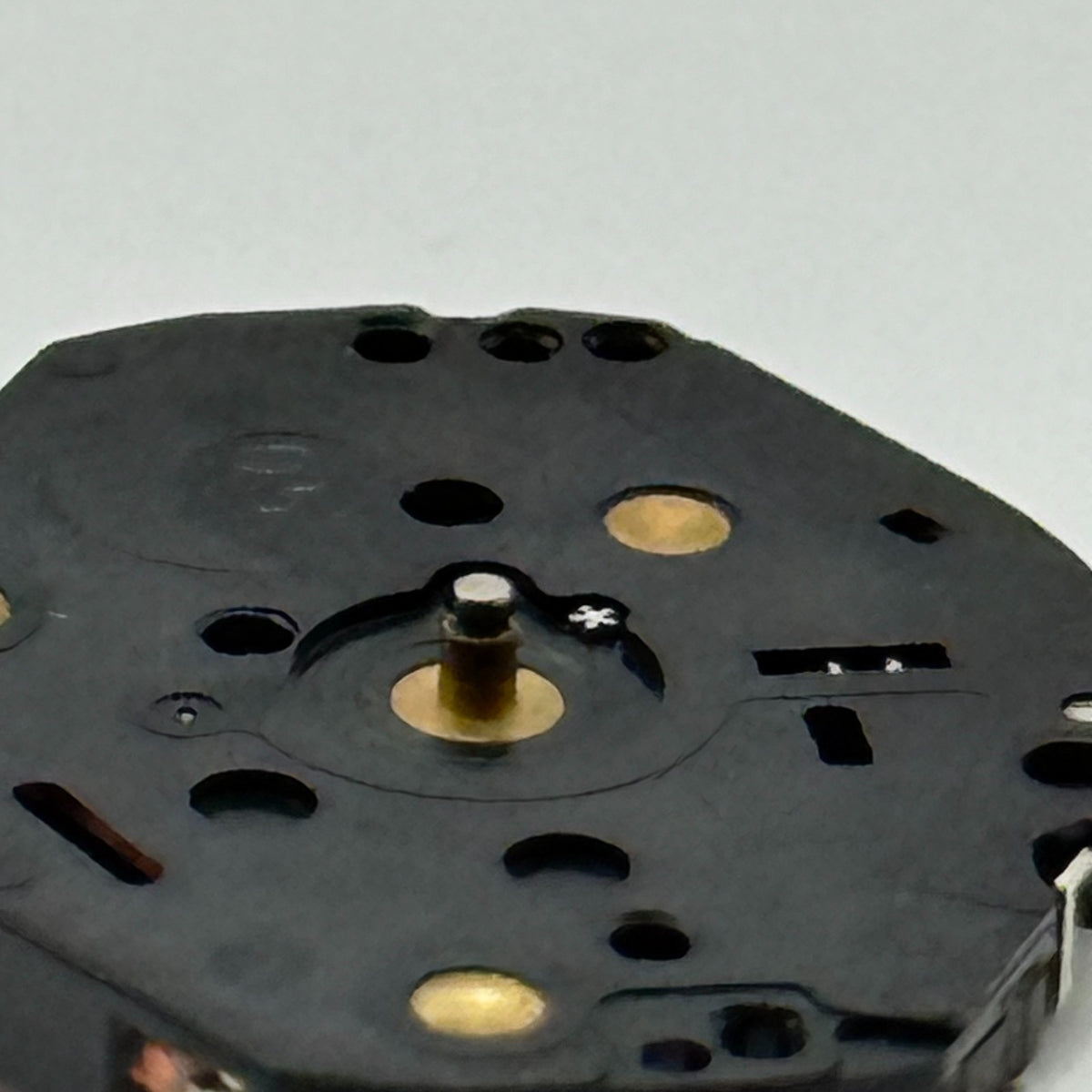 Shiojiri V700C Watch Movement Quartz Japan Untested Parts Repair Spares 15.3mm