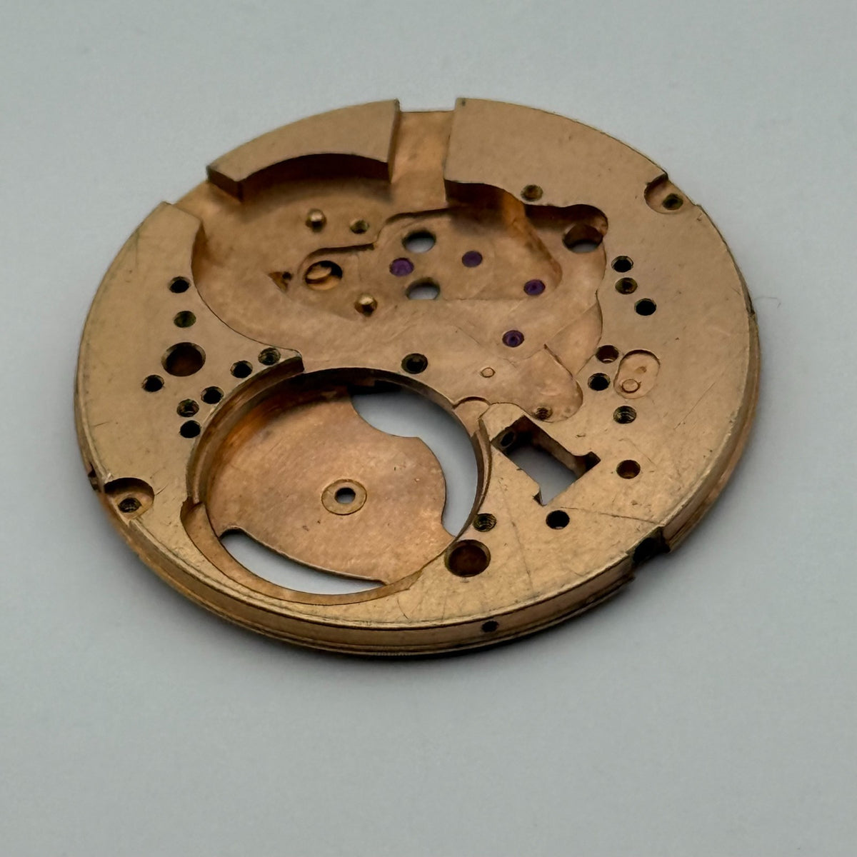 Unidentified Incomplete Watch Movement - For Parts / Repair - 28.4mm