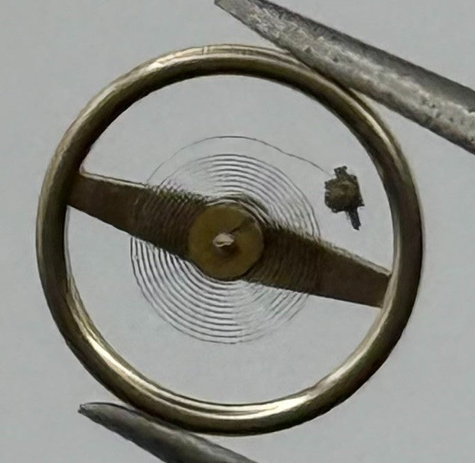 RL 9013/21 9033/21 Balance Wheel Complete And Spring Watch Movement Parts NOS