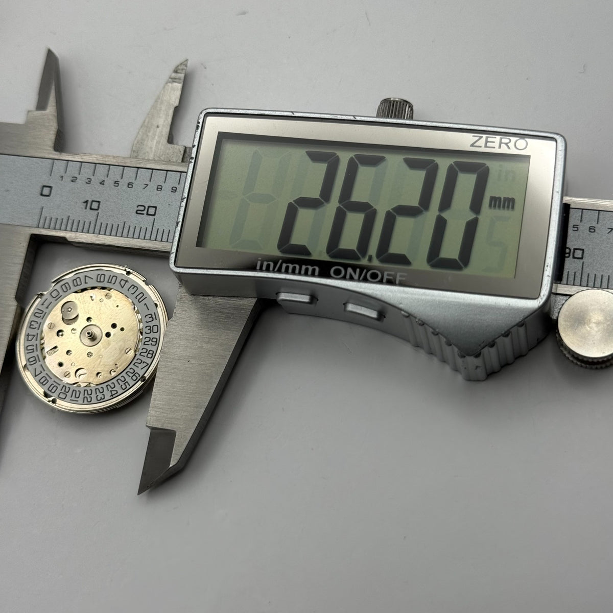 ETA 963.114 Watch Movement Quartz Swiss Parts Repair Spares 26.2mm