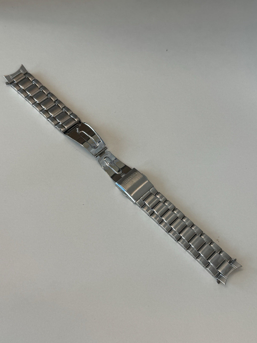 Seiko V172-0AT0 Watch Bracelet - 20mm - M0EV-D-W - New Old Stock