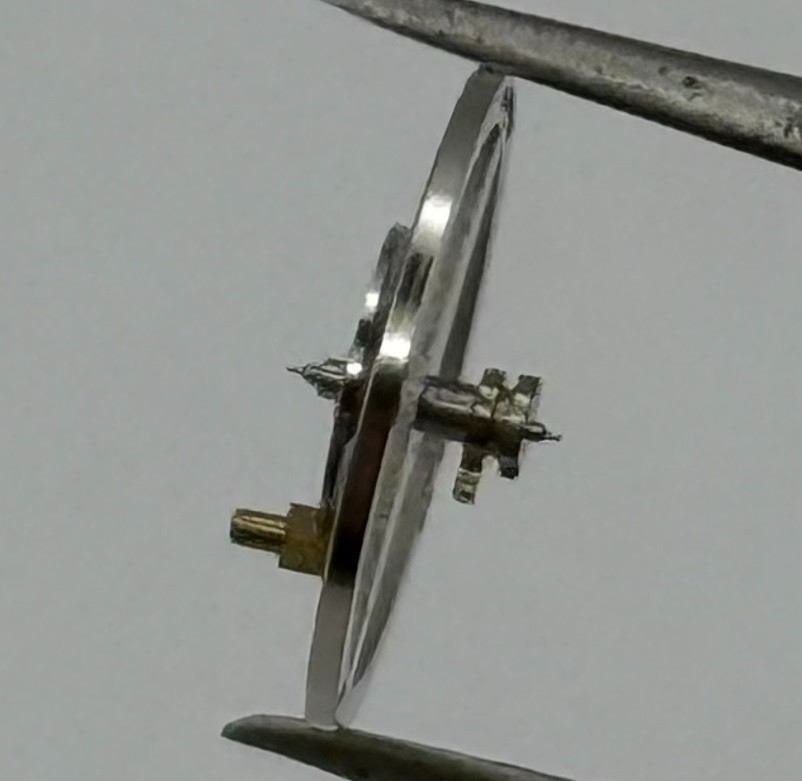 Brac 300 301 Balance Wheel Complete And Spring 1604 Watch Movement Parts NOS