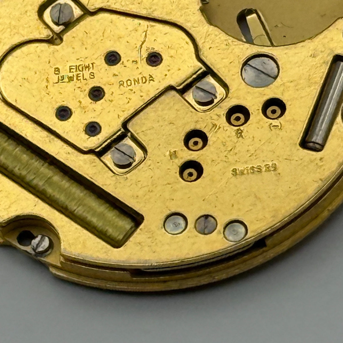 Ronda 1006 Watch Movement - Quartz 8 Jewels - For Parts / Repair - 23.6mm