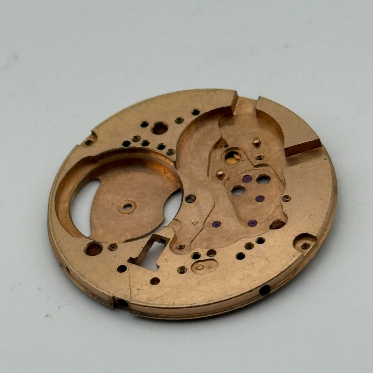 Unidentified Incomplete Watch Movement - For Parts / Repair - 28.4mm