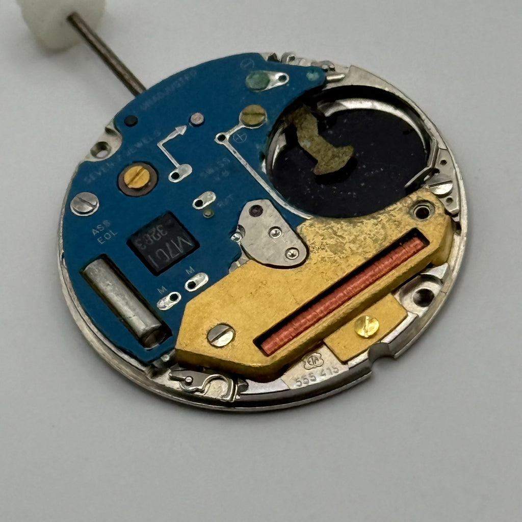 ETA 555.415 Watch Movement Quartz Unadjusted 7 Jewels Swiss Parts Repair 23.9mm