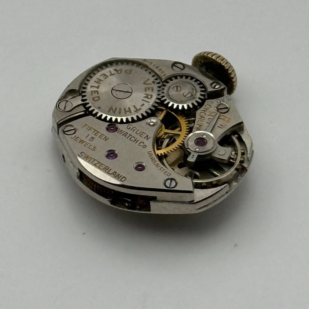Gruen 211 Watch Movement Veri-Thin 15 Jewels Switzerland Manual Parts 15.3mm