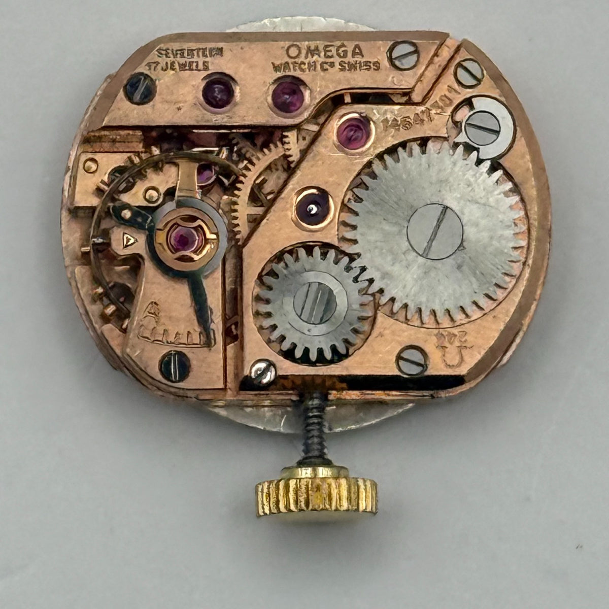 Omega 244 Watch Movement - Ladies 17 Jewels - For Parts / Repair - 17.9mm