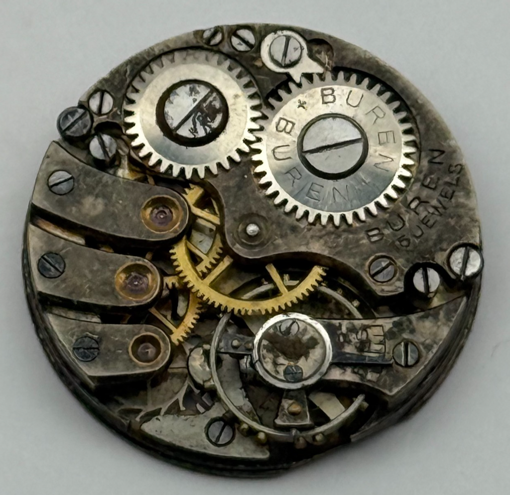 Buren 8 3/4 15 Jewels Watch Movement - For Parts / Repair - 19.7mm