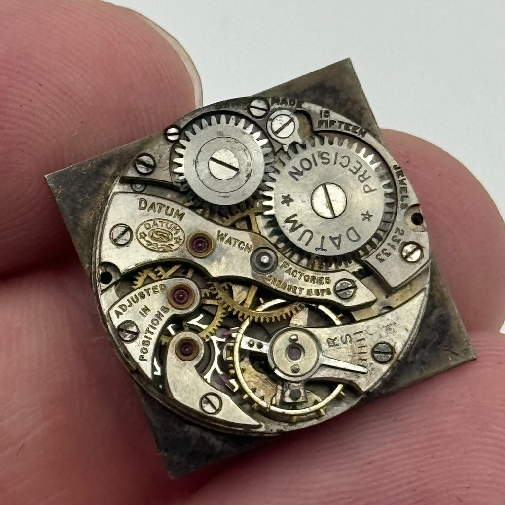 Datum Precision Manual Wind Watch Movement 15 Jewels Vintage Swiss Parts 19.6mm