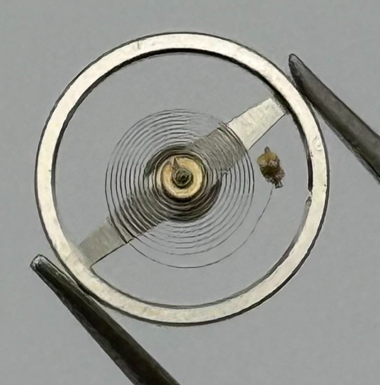 Oris 611 Balance Wheel Complete And Spring Renata 820 M Watch Movement Parts NOS