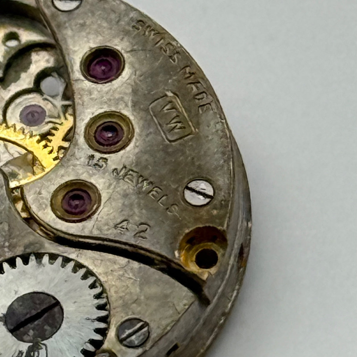 Vertex Revue 42 Watch Movement - For Parts / Repair - 19.6mm