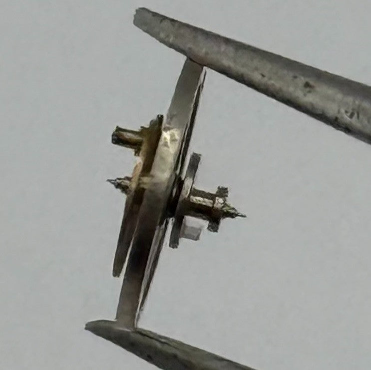 Ebosa 85 Balance Wheel Complete And Spring Renata 132 M Watch Movement Parts NOS