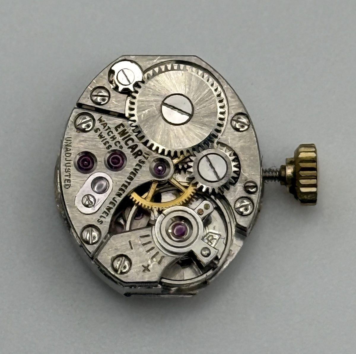 Enicar 672 Watch Movement - Running - For Parts / Repair