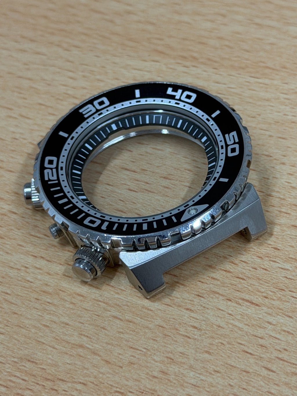 Seiko Caesar 7T92-0JG0 Chronograph Divers Watch Case SNDA13P1 - New Old Stock