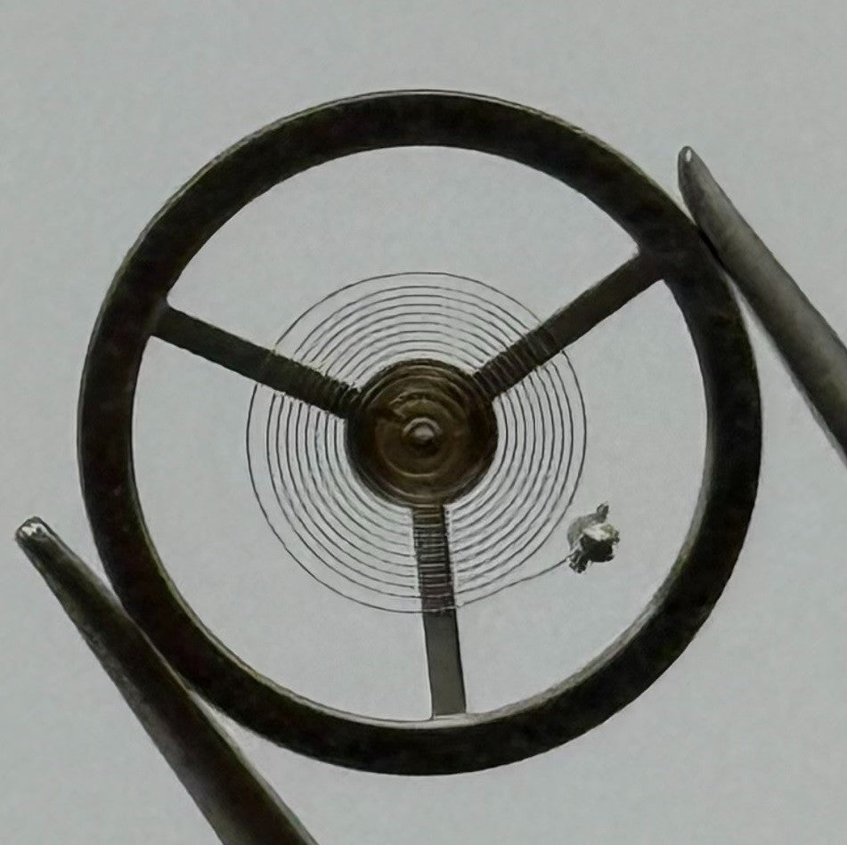 EB 1553 1579 Balance Wheel Complete And Spring 466 Watch Movement Parts NOS