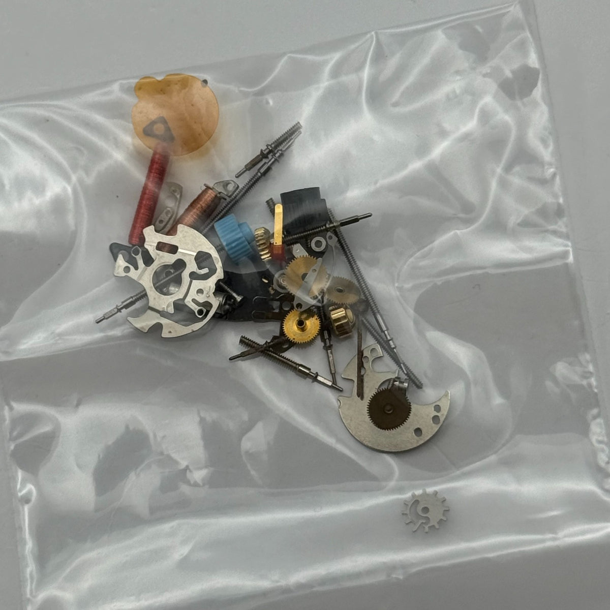 Seiko Y150M Watch Movement Quartz Japan Untested Parts Repair Spares