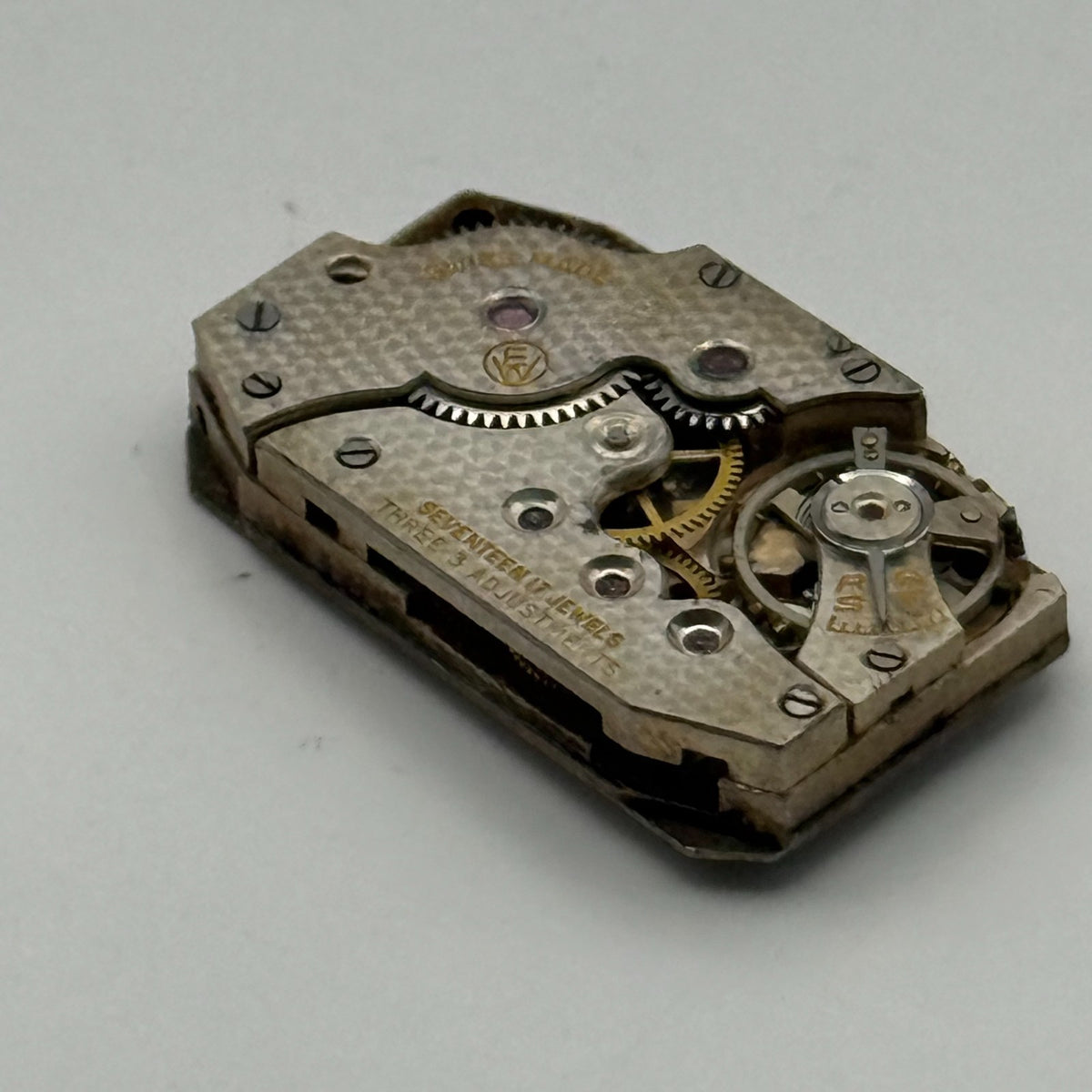 Majex EW Watch Movement - Tank 17 Jewels Tonneau - For Parts / Repair - 15.5mm