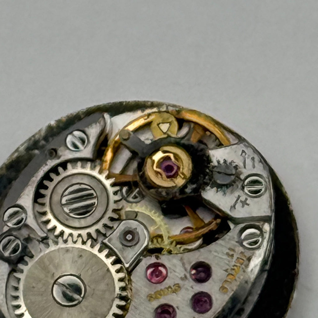 Zenith 1100 Watch Movement Movado Fries Ladies 17 Jewels Manual Wind Parts 11.6m