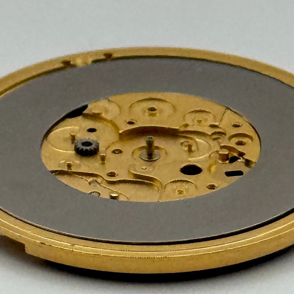 Omega 1434 Quartz Watch Movement - 6 Jewels - For Parts / Repair - 23.8mm