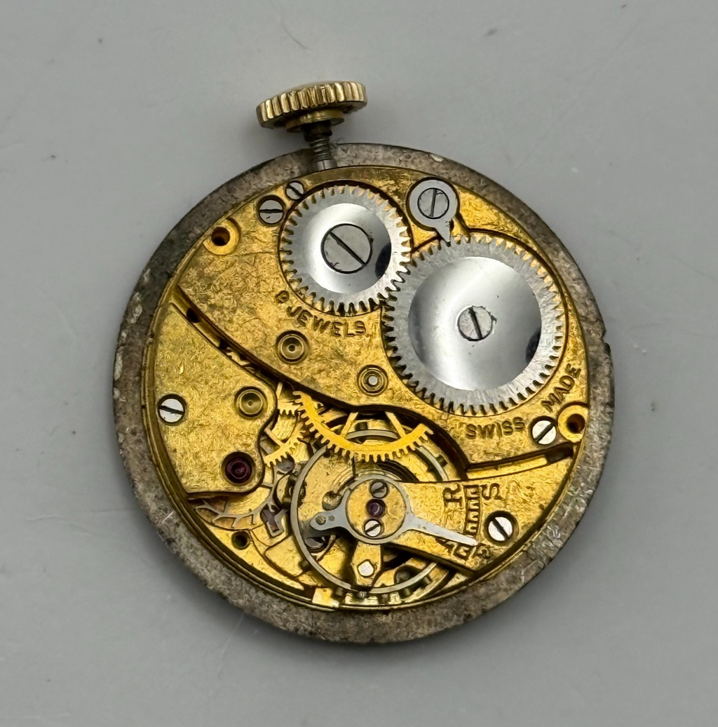 Unidentified Watch Movement Running 9 Jewels Swiss Manual Wind Parts 22.9mm
