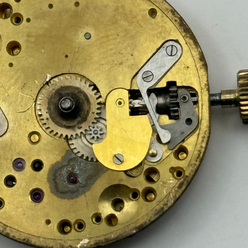 Unidentified Watch Movement Running 15 Jewels Swiss Manual Wind Parts 24.9mm