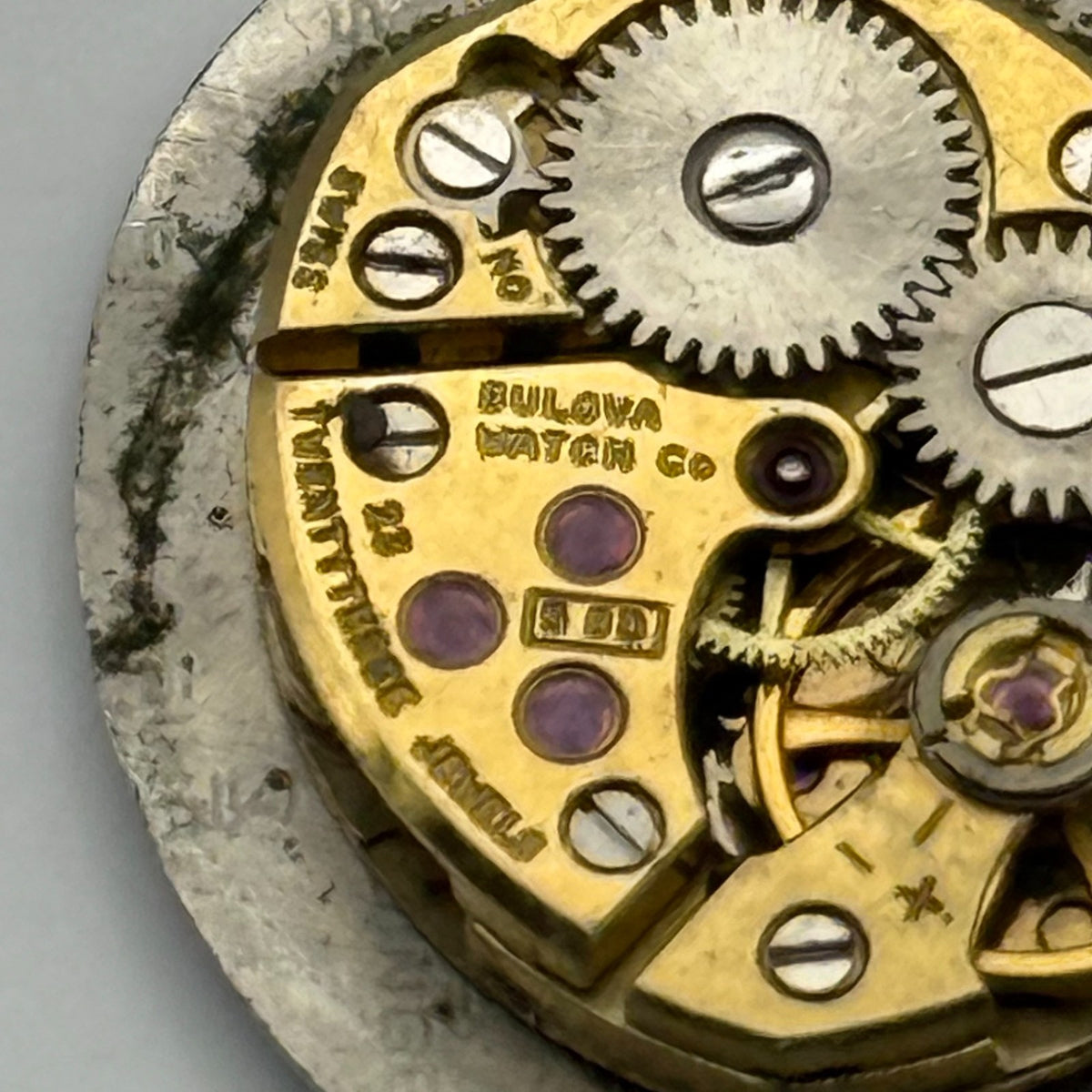 Bulova 5BD Watch Movement - Ladies 23 Jewels - For Parts / Repair - 12.8mm