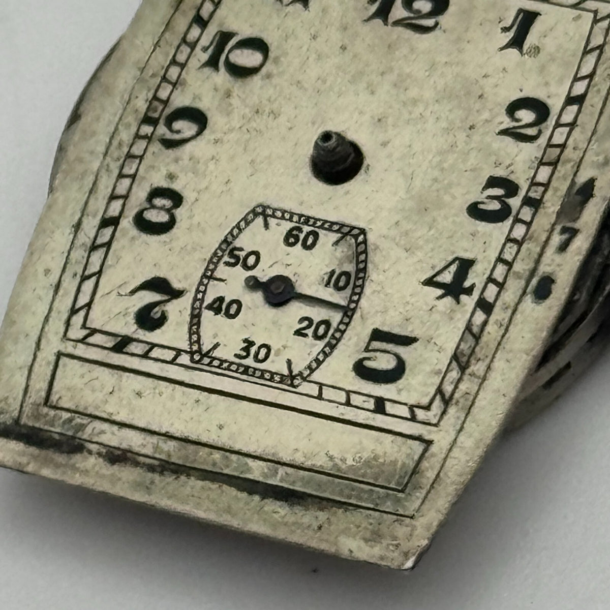 Dreadnought B.10022 Watch Movement Manual Wind 16 Jewels Swiss Made Parts 19.7mm